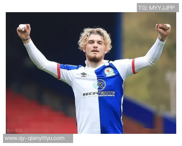 邓利维赞梅尔顿短暂出场展现价值幸福他能重返球队助力新赛季